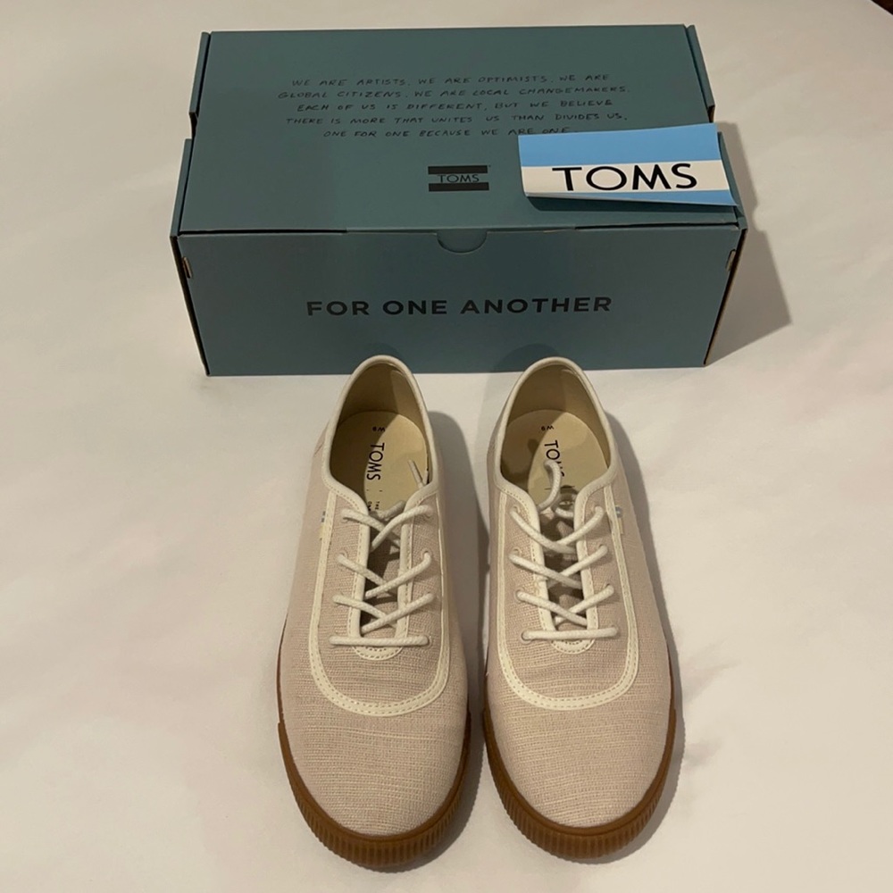 Women’s TOMS Carmel Birch Heritage Canvas Shoe 9